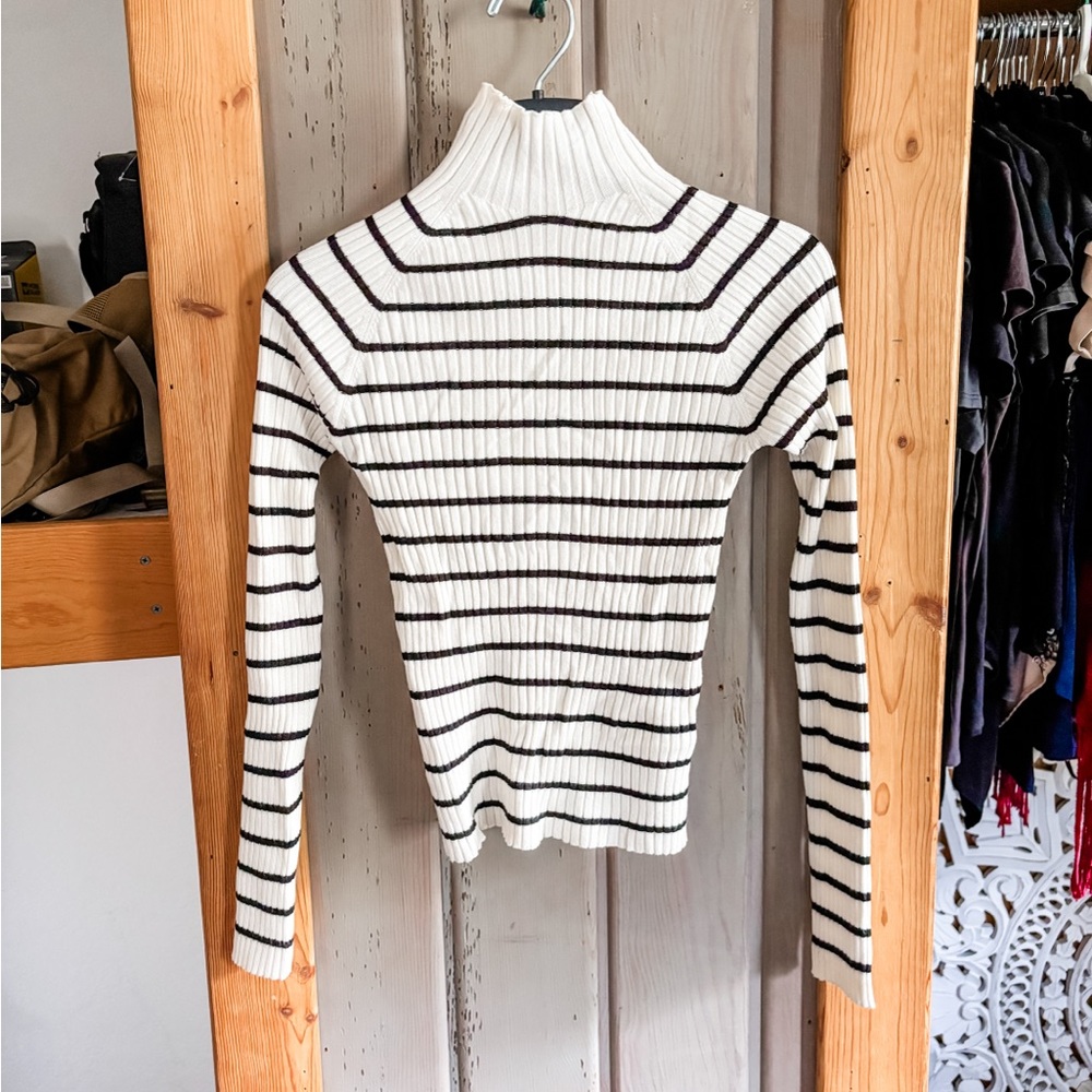 Stradivarius Cream Ribbed Knit Top